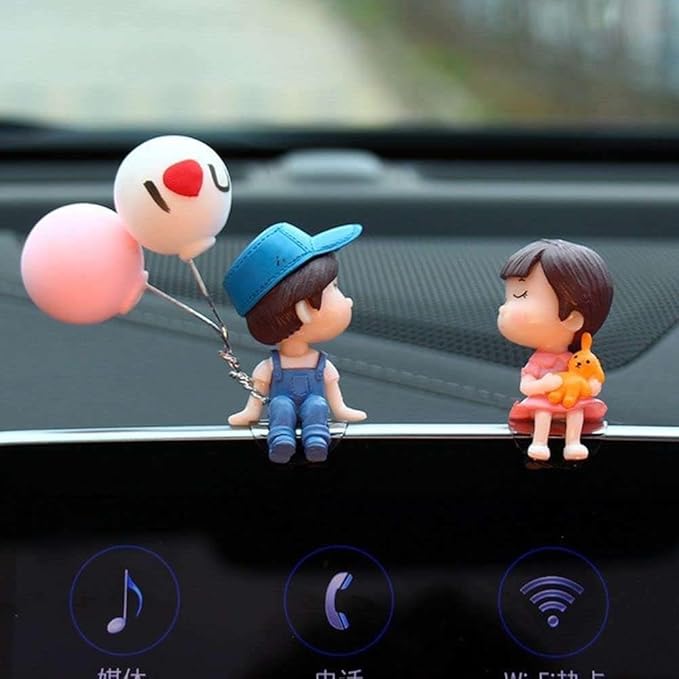 Car Interior Decoration Showpiece - Plastic Couple - I Love You with Balloon
